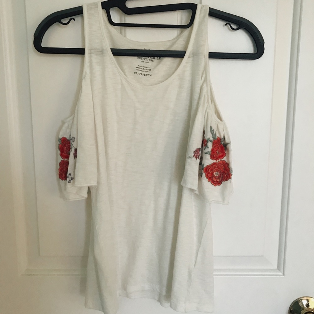 American Eagle white shoulder cut out t-shirt